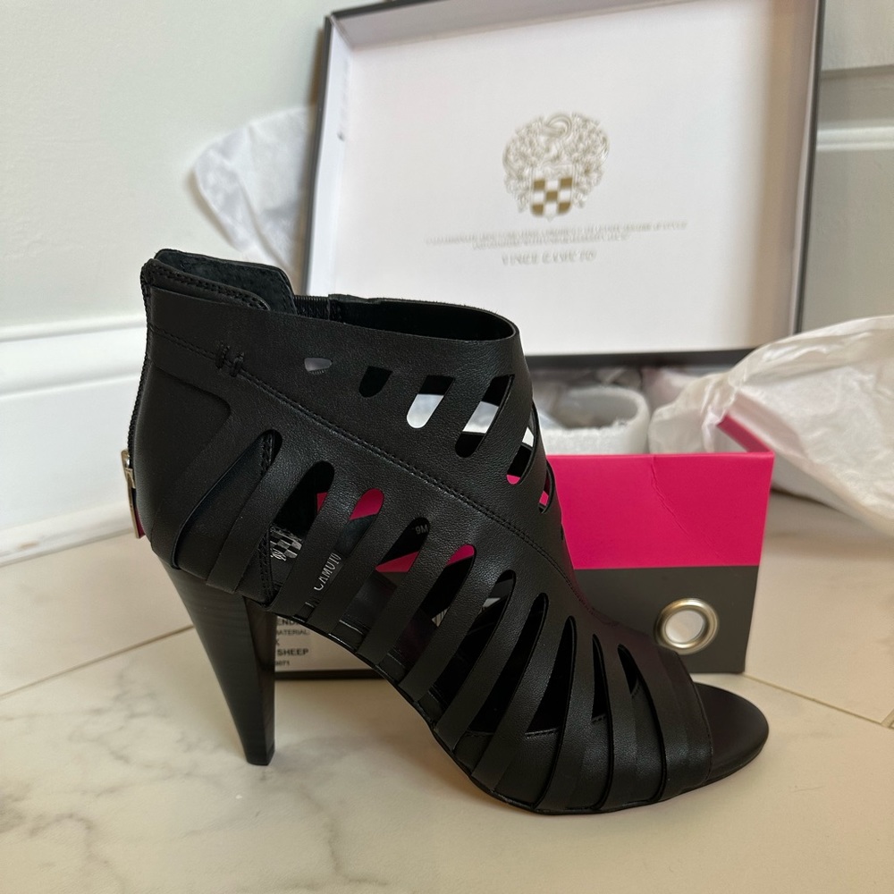 Vince Camuto Amendia Size 9